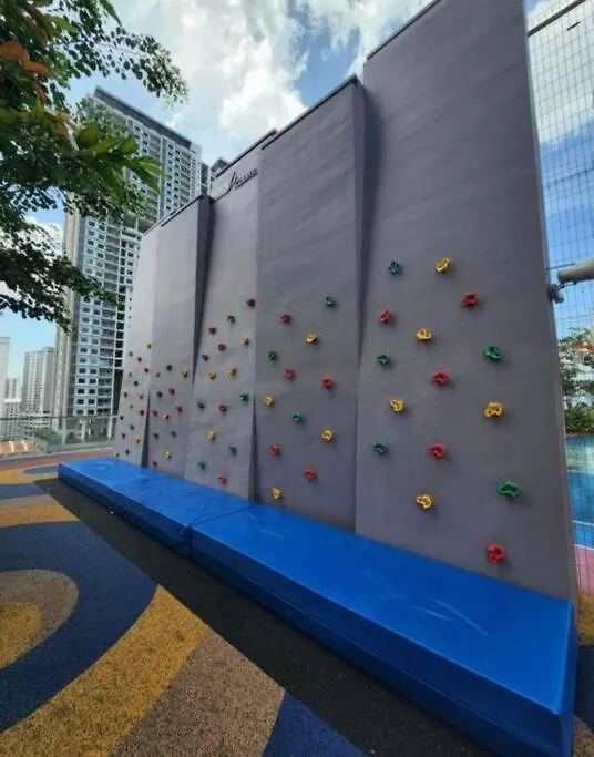 Urban Suites, Best Seaview And Cityview In Town Jelutong 0*,  Malaysia